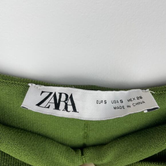 Zara Green Long Sleeved Ruched Crop Top - Size S - Picture 4 of 7